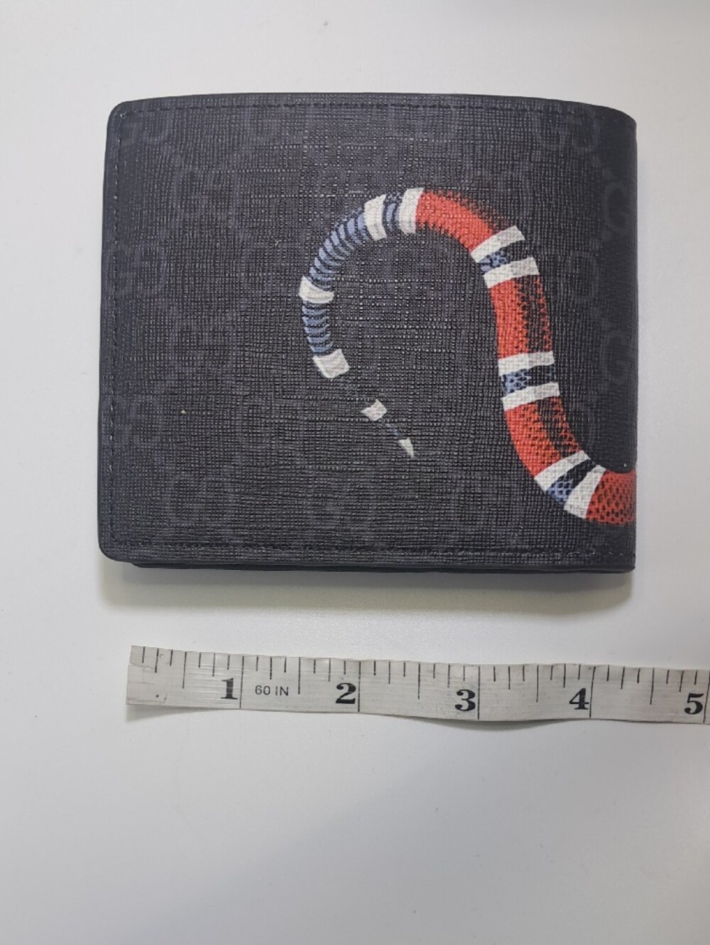 Gucci Men's GG Supreme Kingsnake Print Bifold Wallet – Black/Grey Monogram - Picture 4 of 4